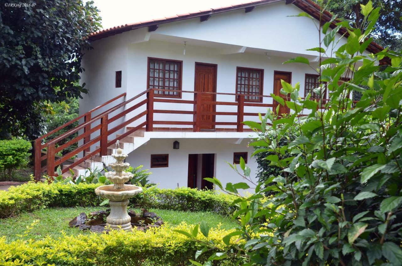 Pousada Lakshmi Hotel วาเล ดู คาเปา ภายนอก รูปภาพ